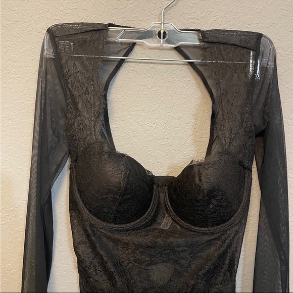 RARE CHANTILLY LACE BODYSUIT TEDDY - Picture 3 of 8